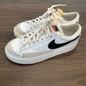 Platform Nike blazers